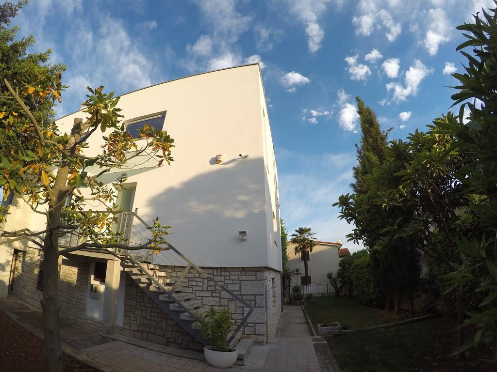 Apartment Lycia روفينج الغرفة الصورة