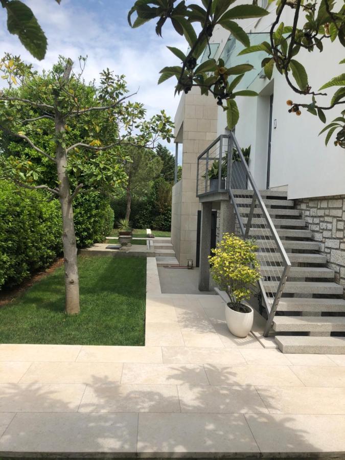 Apartment Lycia روفينج المظهر الخارجي الصورة